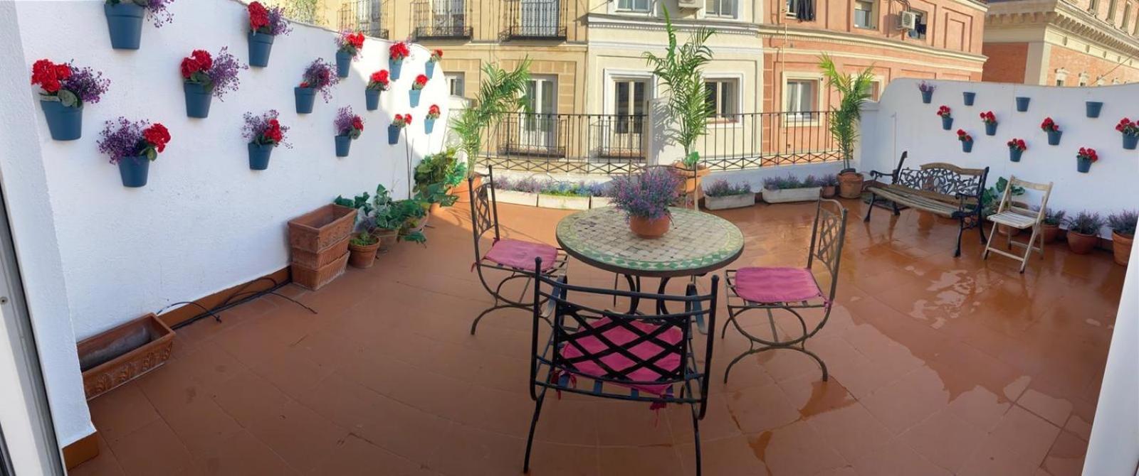 Romantic Central Terrace Madrid Luaran gambar